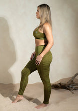 Load image into Gallery viewer, DESTINY SEAMLESS ZEBRA PRINT SPORTS LEGGINGS IN SPARKLY GREEN
