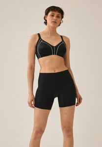 Cycling shorts with shaping effect
