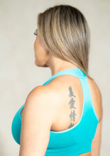 Load image into Gallery viewer, JESSICA SEAMLESS SPORTS BRA IN AQUAMARINE OMBRE