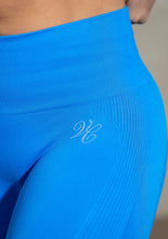 Load image into Gallery viewer, JESSICA SEAMLESS SPORTS LEGGINGS IN BLUE OMBRE